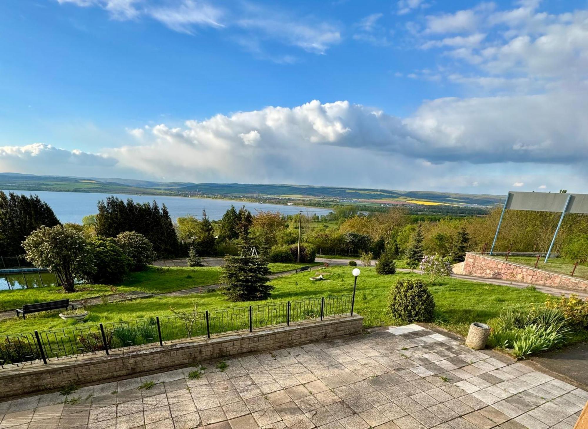 Land-Gut-Hotel Barbarossa Келбра Экстерьер фото