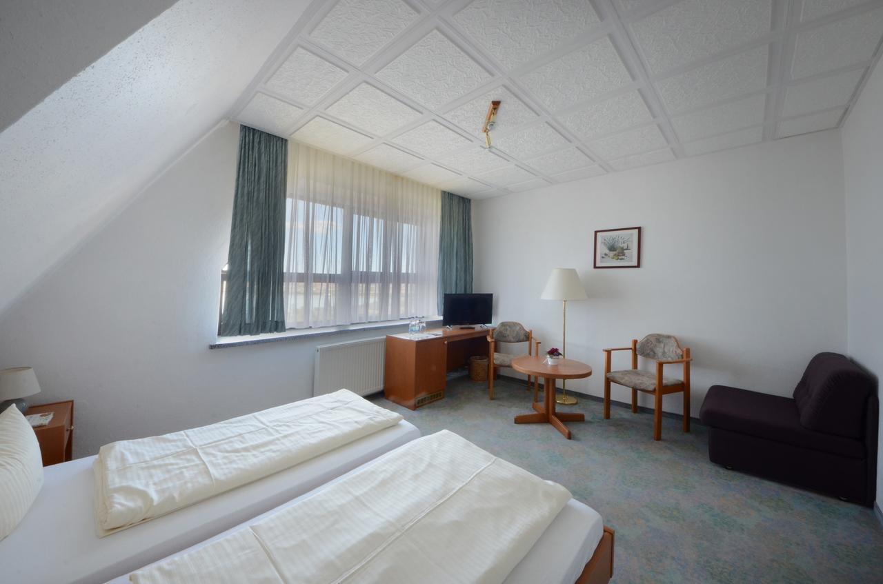 Land-Gut-Hotel Barbarossa Келбра Экстерьер фото