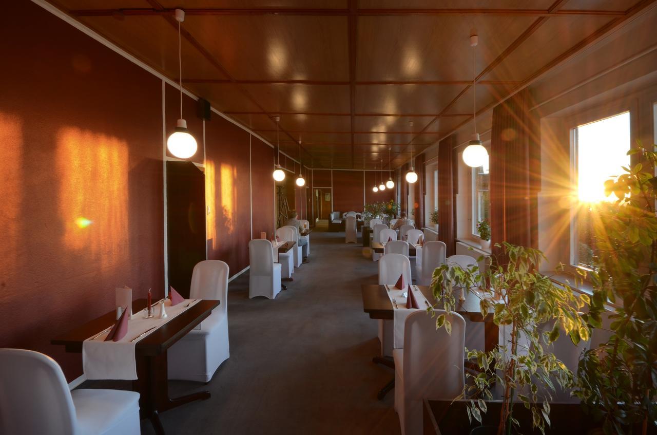 Land-Gut-Hotel Barbarossa Келбра Экстерьер фото