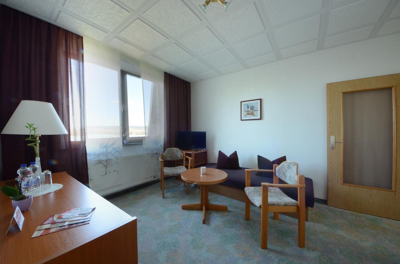 Land-Gut-Hotel Barbarossa Келбра Экстерьер фото