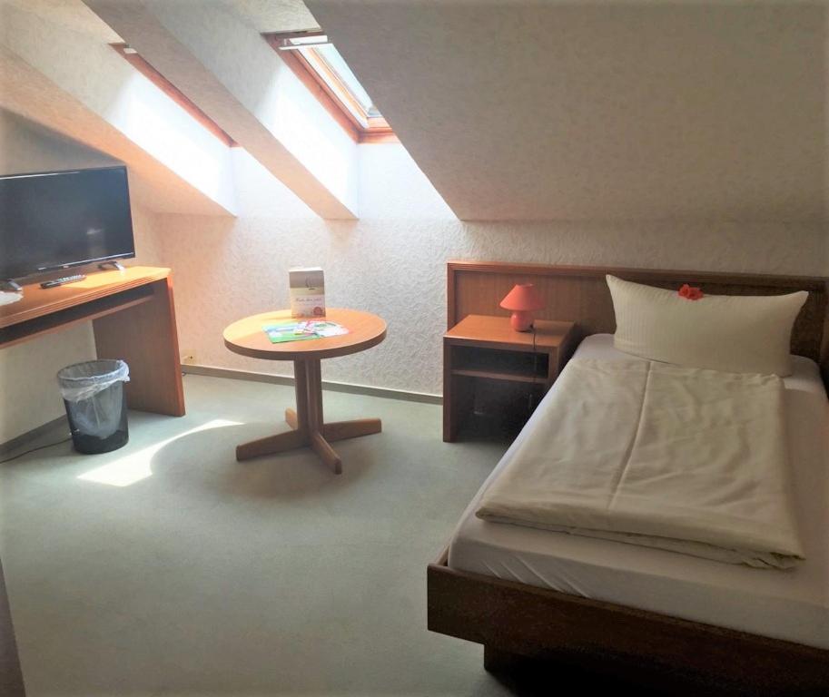 Land-Gut-Hotel Barbarossa Келбра Экстерьер фото